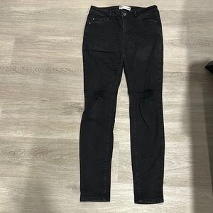 GARAGE RIPPED JEGGINGS